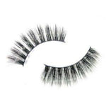 On Hand -Daisy Faux 3D Volume Lashes